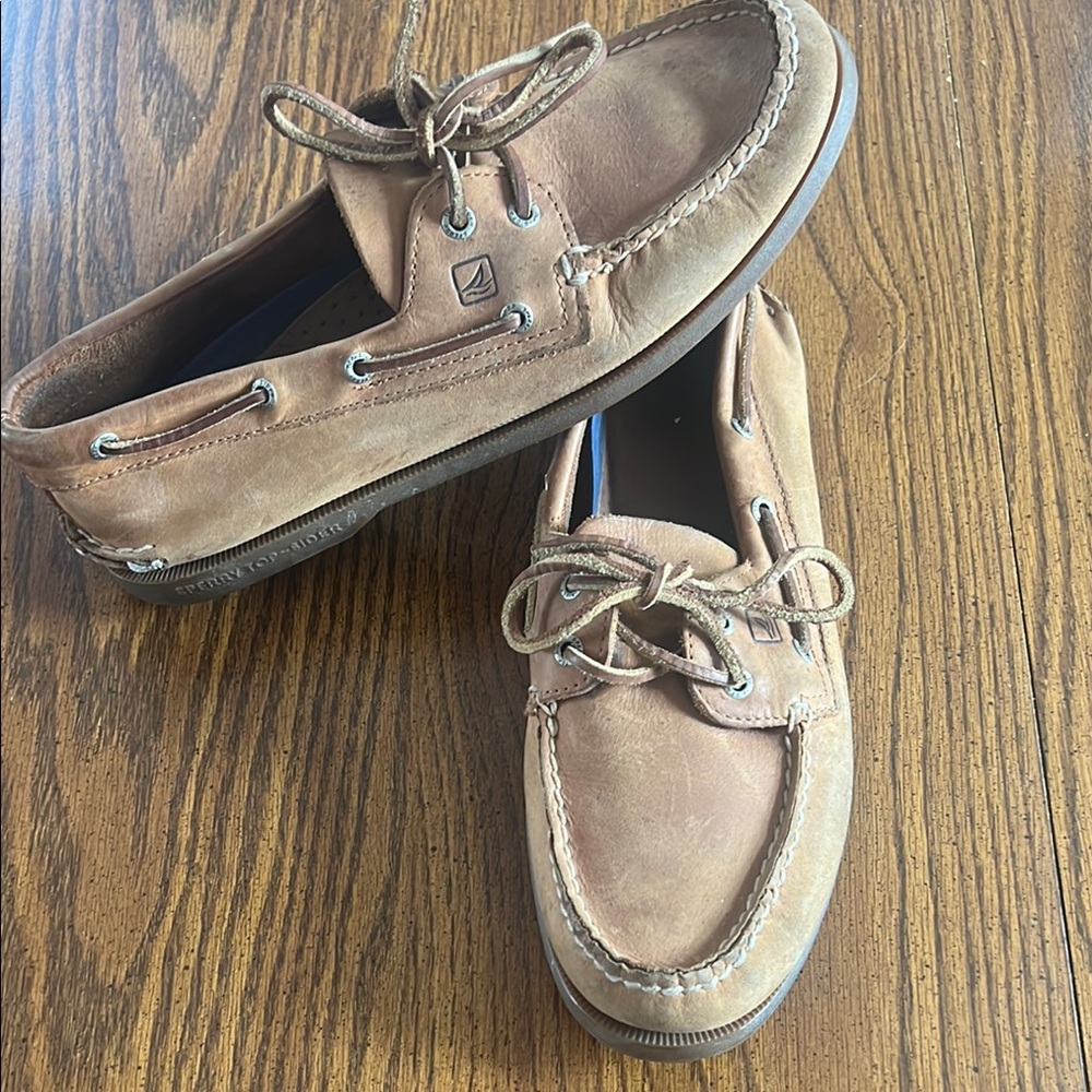 Sperry Tan Boat Shoes with Rawhide Laces